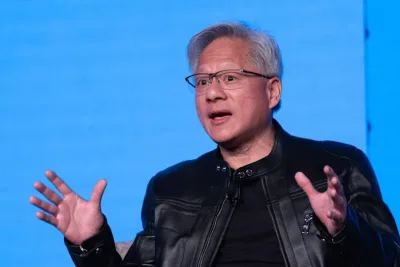 Jensen Huang Tolak Skenario Kiamat AI pada 2030: Peluang Dunia Berakhir 0 Persen